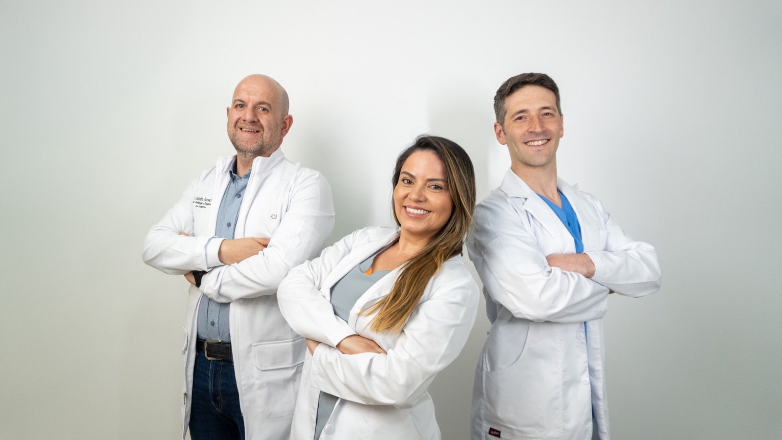 Los tres médicos de ABP Radiólogos: Dr. Nicolás Bernard, Dra. Viviana Pardo y Dr. Leandro Aconcha